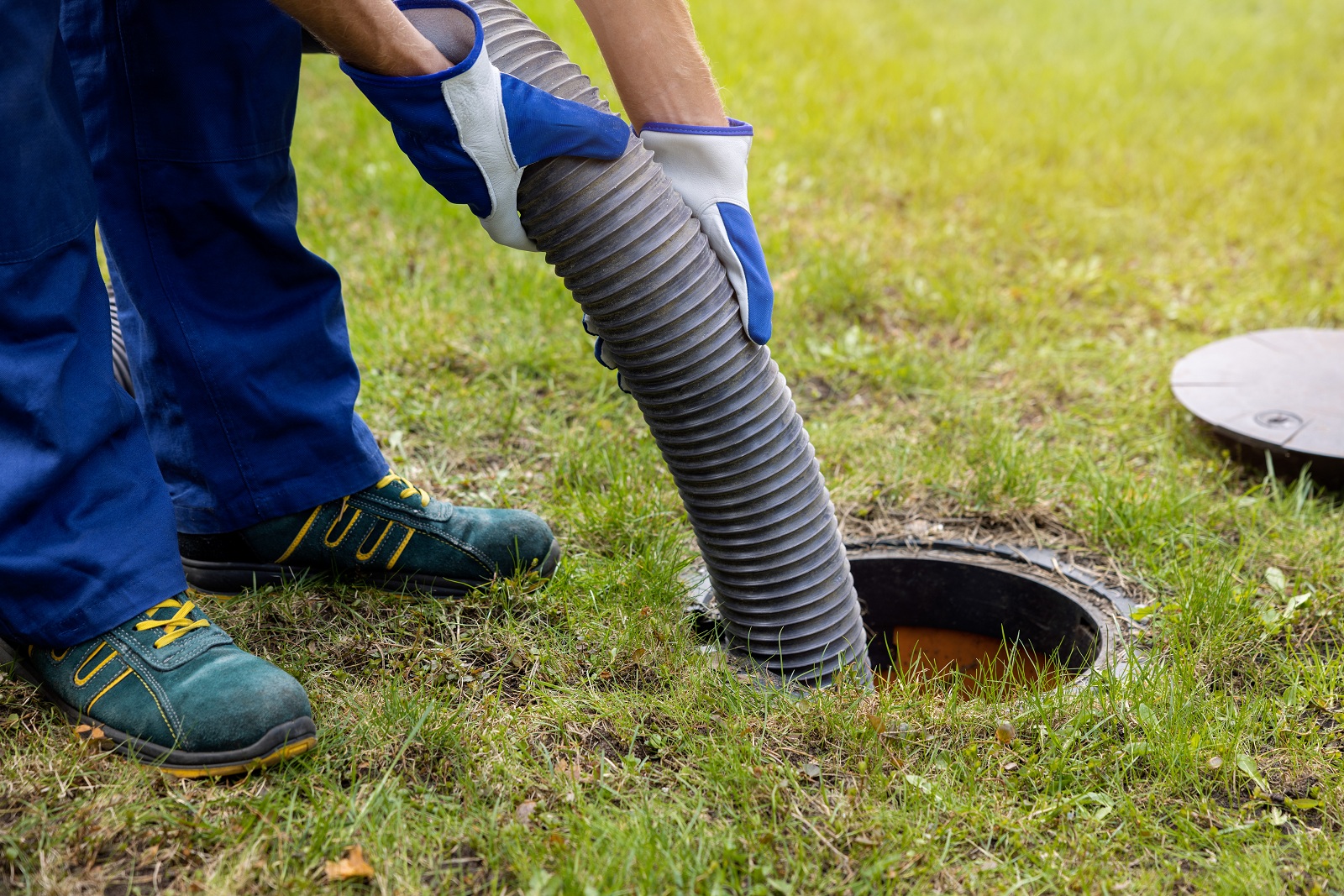 When to Call a Plumber: Signs Your Drain Needs Professional Attention